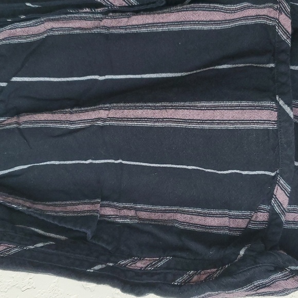 Two (2) pairs XXL shorts Gap & Old Navy 🌛 - Picture 7 of 16